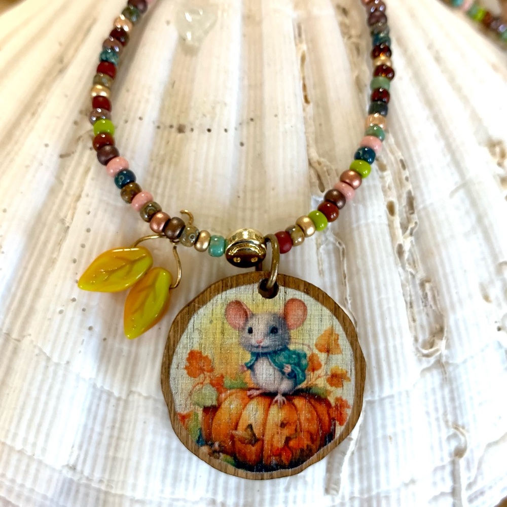 Fall Wood & Beaded Mouse Necklace